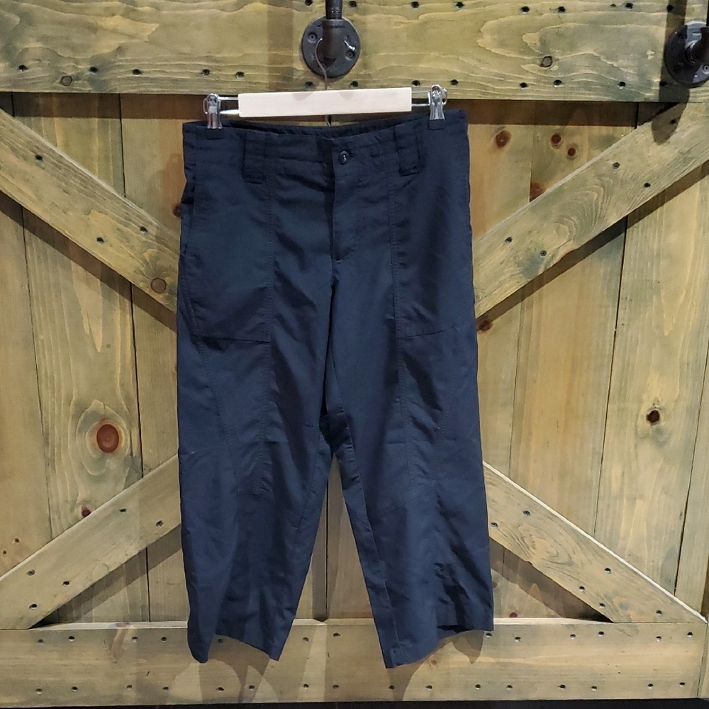Patagonia Black Cropped Pants Outdoor Adventure Activewear